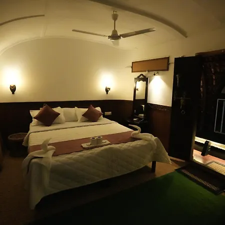 Kalappura Houseboats & Tours Hotel Alappuzha Exterior photo